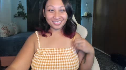 Snapshot of darkfairys chatting on 09-30-25, 06:24 SweetCreamer online show from 09-30-25, 06:24