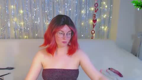 Kelly online show from 12-21-24, 09:44