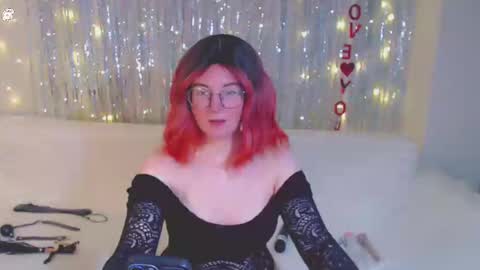 Kelly online show from 01-09-25, 05:34