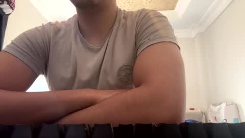 Snapshot of darklight69s25 chatting on 05-03-26, 04:02 darklight69s25 online show from 05-03-26, 04:02