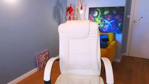 Snapshot of darkmoon____ chatting on 09-10-25, 01:44 darkmoon____ online show from 09-10-25, 01:44