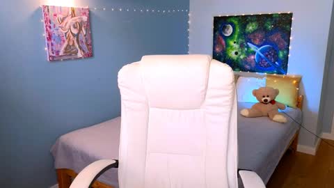 Snapshot of darkmoon____ chatting on 10-08-25, 01:53 darkmoon____ online show from 10-08-25, 01:53