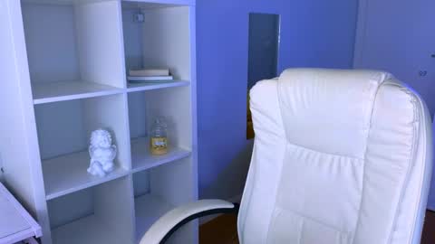 Snapshot of darkmoon____ chatting on 11-13-25, 03:00 darkmoon____ online show from 11-13-25, 03:00