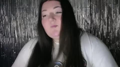 Snapshot of darkmoon_j chatting on 07-09-26, 12:31 Julia online show from 07-09-26, 12:31