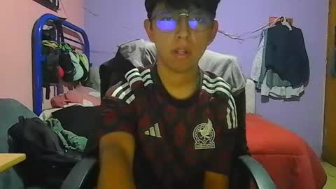Jose Ian online show from 06-20-26, 05:43