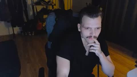 darknovelclown online show from 03-19-26, 09:30