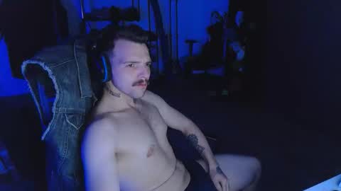 darknovelclown online show from 03-25-26, 01:22