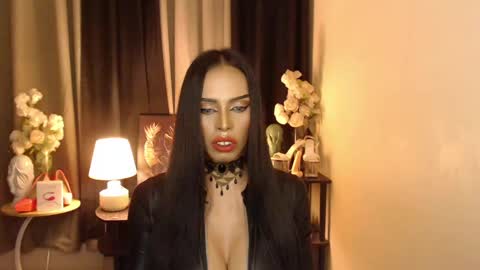 HAPPY BIRTHDAY MISTRESS MADRIANA online show from 01-25-25, 01:19