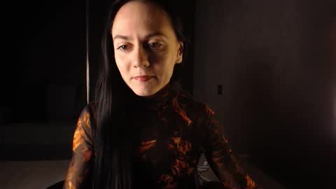 darkspark_ online show from 10-04-25, 10:24