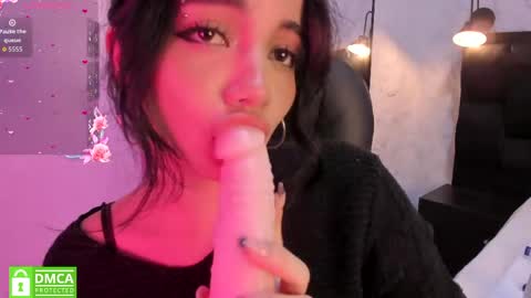 Snapshot of darky_doll chatting on 04-27-26, 02:42 Darky Doll online show from 04-27-26, 02:42