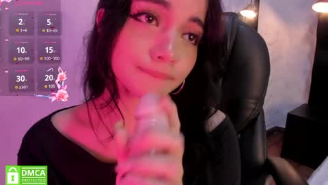 Snapshot of darky_doll chatting on 04-28-26, 01:26 Darky Doll online show from 04-28-26, 01:26