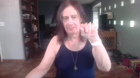 darla_darling1222101 online show from 02-23-26, 01:03