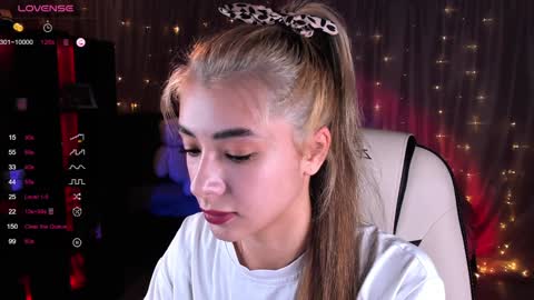 Belle online show from 01-20-25, 04:54