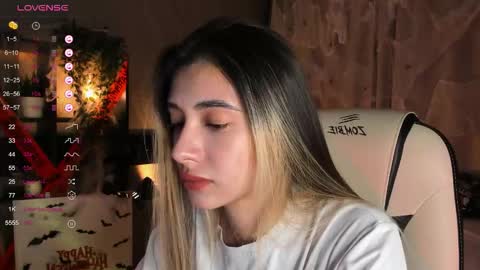 Belle online show from 10-19-25, 03:40