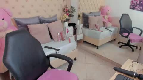 Darle Volant online show from 10-28-25, 11:07