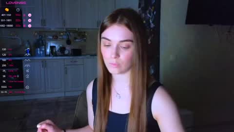 Snapshot of darlina_ryan chatting on 05-28-26, 01:19 Darlina online show from 05-28-26, 01:19