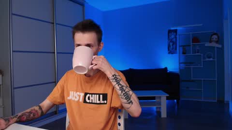 your lovely Oli online show from 12-25-24, 11:31