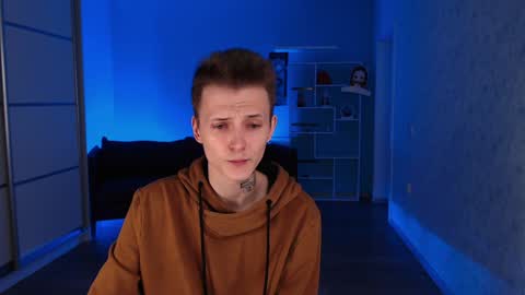 your lovely Oli online show from 12-29-24, 05:33