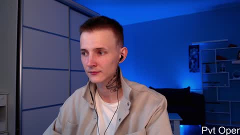 your lovely Oli online show from 01-12-25, 09:29