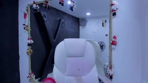Darling online show from 01-02-25, 02:46