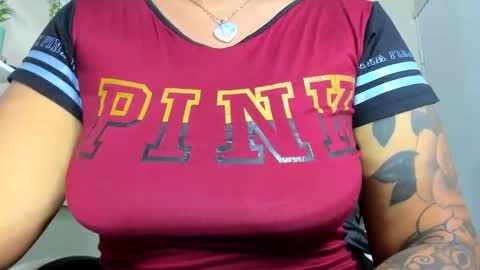 Snapshot of darsha__sahu chatting on 10-20-25, 12:44 Darsha online show from 10-20-25, 12:44