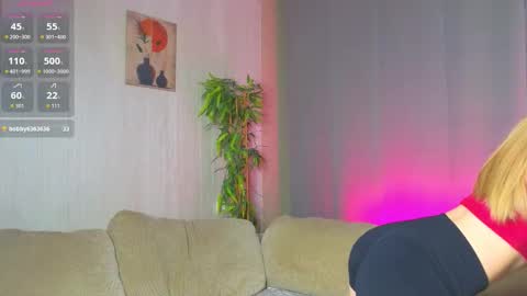 DarslyCat online show from 03-10-26, 07:30