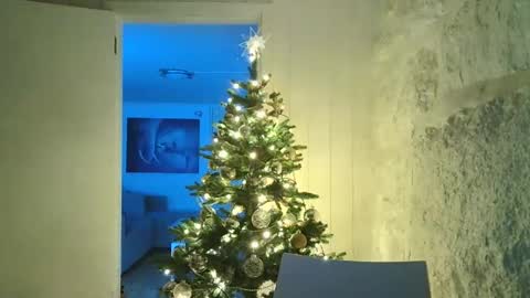 Dario online show from 12-30-24, 11:17