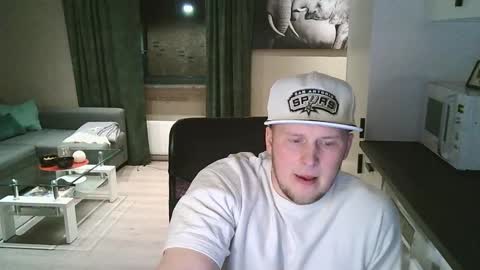 Dario online show from 02-10-26, 05:28