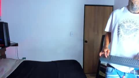 darwin_nlh online show from 04-28-26, 09:09