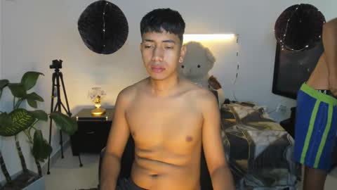 Snapshot of darwinandbrayan chatting on 03-14-26, 07:08 darwinandbrayan online show from 03-14-26, 07:08