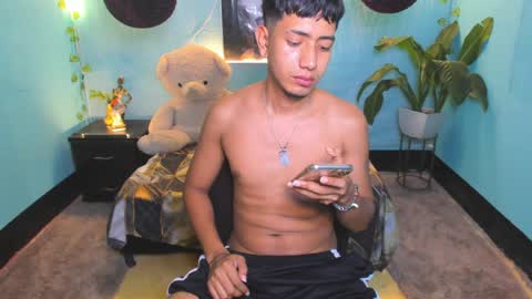 Snapshot of darwinandbrayan chatting on 04-03-26, 10:08 darwinandbrayan online show from 04-03-26, 10:08