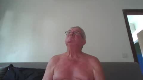 darwincock online show from 04-11-26, 06:51