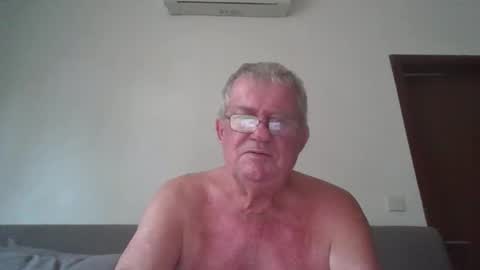 darwincock online show from 04-19-26, 01:38