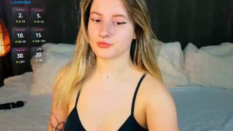 Snapshot of daryana_gray chatting on 07-21-26, 06:05 daryana_gray online show from 07-21-26, 06:05