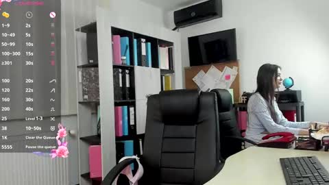 Snapshot of daryastars chatting on 02-22-25, 09:26 Darya online show from 02-22-25, 09:26