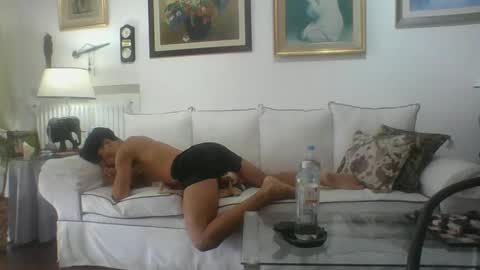 Snapshot of daryof chatting on 12-02-24, 03:47 Daryo Franco online show from 12-02-24, 03:47