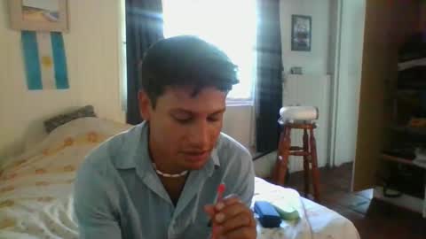 Snapshot of daryof chatting on 02-14-25, 03:05 Daryo Franco online show from 02-14-25, 03:05