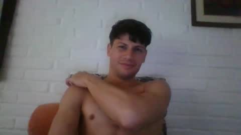 Snapshot of daryof chatting on 09-08-25, 04:17 Daryo Franco online show from 09-08-25, 04:17
