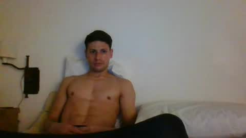 Snapshot of daryof chatting on 07-14-26, 08:58 Daryo Franco online show from 07-14-26, 08:58