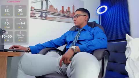Snapshot of dash_bukoski chatting on 09-17-25, 11:45 Dash online show from 09-17-25, 11:45