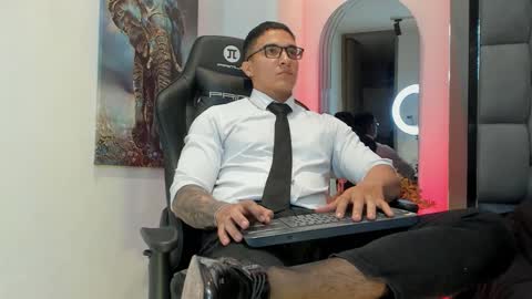 Dash online show from 02-06-26, 01:25