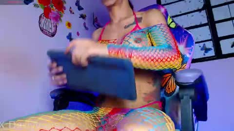 Dasly online show from 06-25-26, 02:11