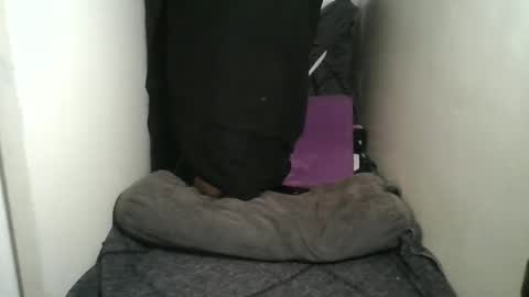 Snapshot of daszler chatting on 01-31-25, 11:35 Daszler online show from 01-31-25, 11:35