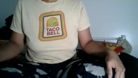 Snapshot of daszler chatting on 03-12-25, 06:55 Daszler online show from 03-12-25, 06:55