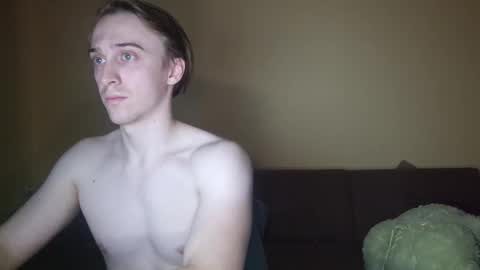 Snapshot of datalian chatting on 10-24-25, 03:52 datalian online show from 10-24-25, 03:52