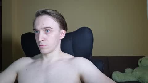 Snapshot of datalian chatting on 01-07-26, 04:42 datalian online show from 01-07-26, 04:42