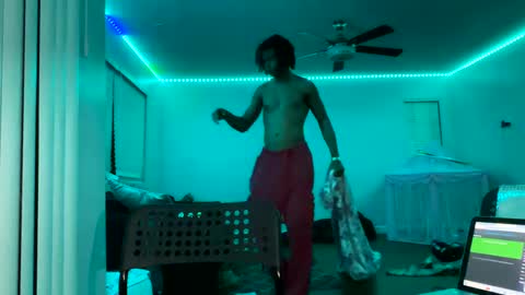 LushLavish online show from 12-26-24, 10:59