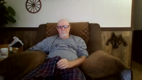 dave571960 online show from 09-20-25, 10:38