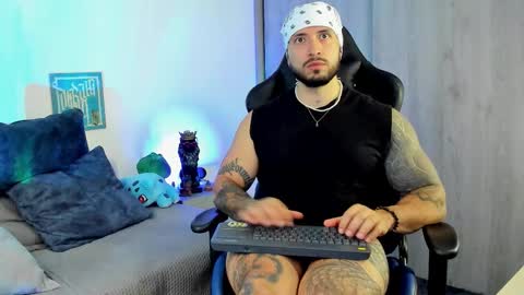 DAVE MAX online show from 11-23-25, 10:20