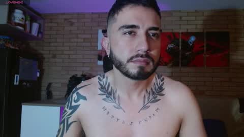 Snapshot of dave_wolf7 chatting on 03-18-26, 06:16 Dave Wolf online show from 03-18-26, 06:16